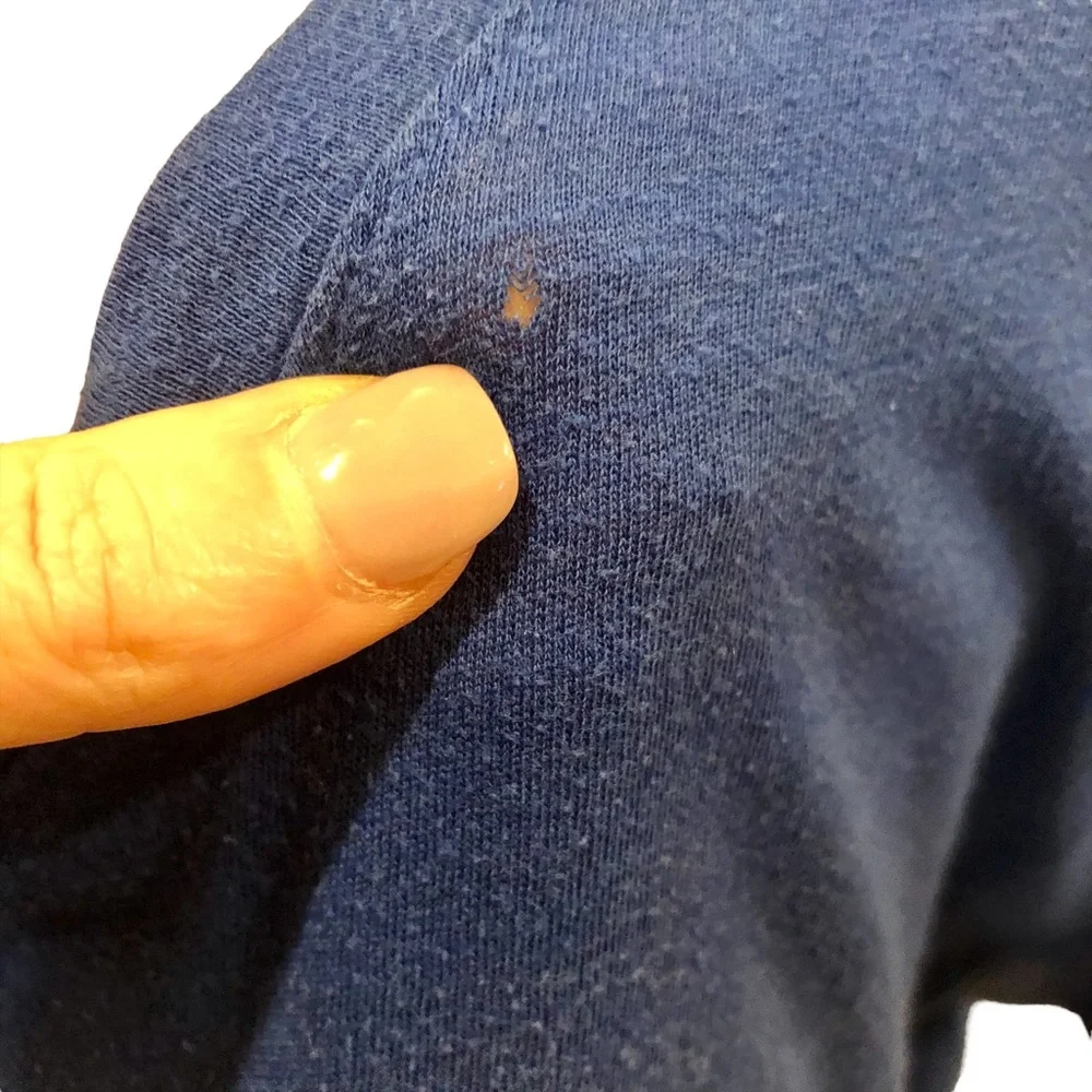 PINK Victoria's Secret Graphic Tee - Picture 4 of 6